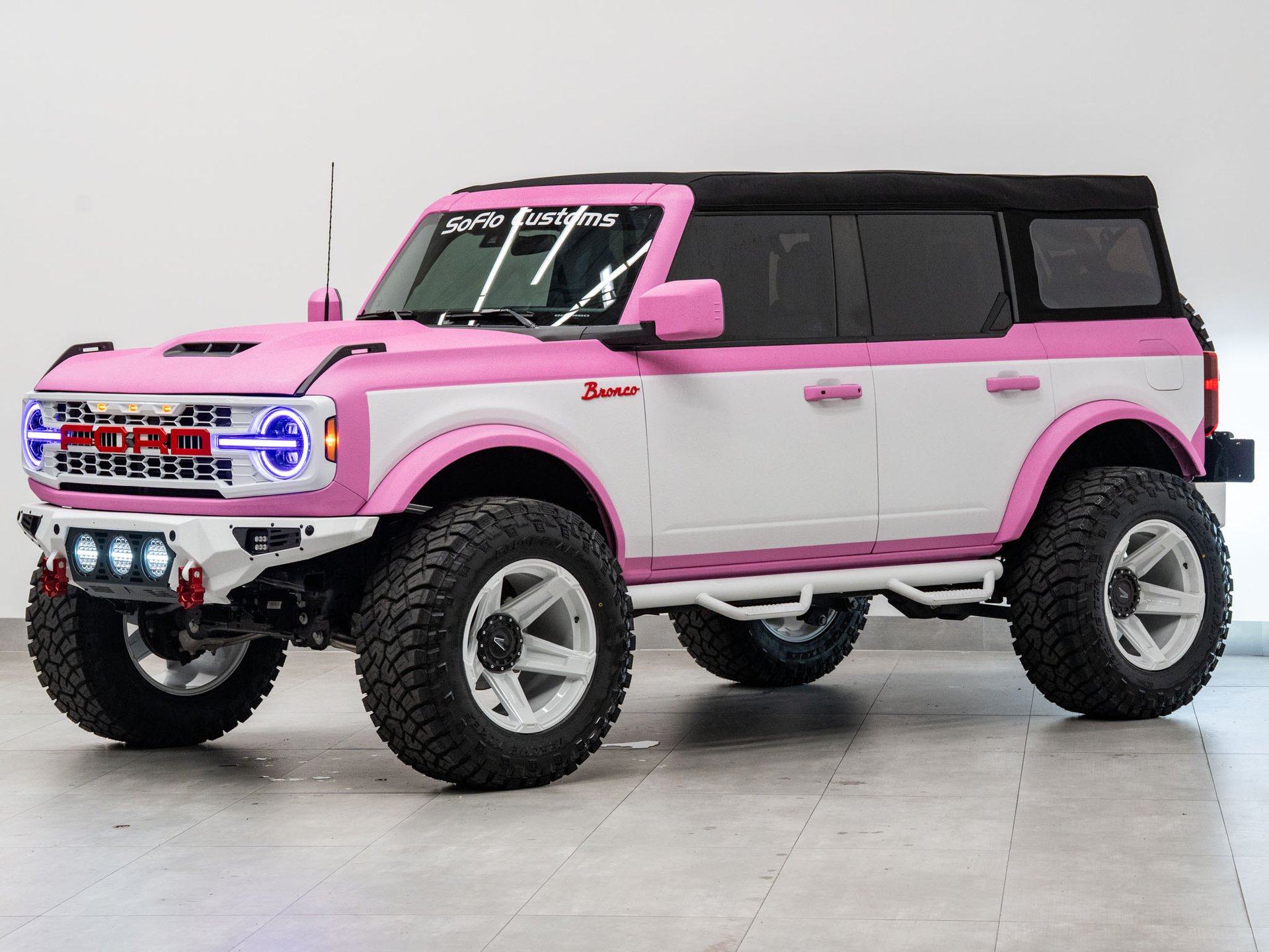 2025 FORD BRONCO 4X4