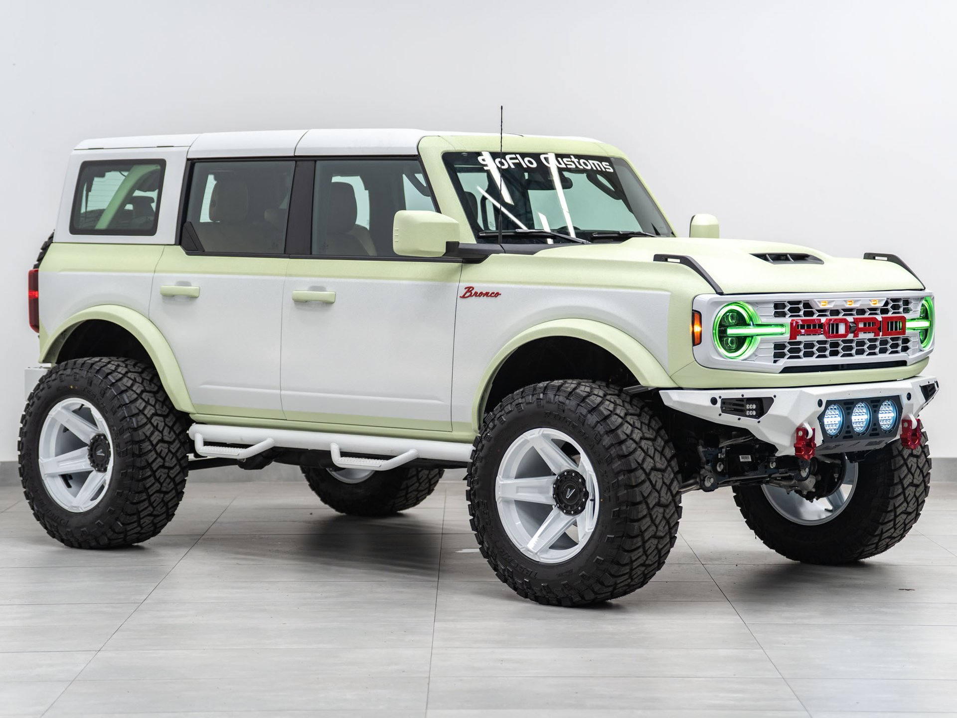 2026 FORD BRONCO 4X4
