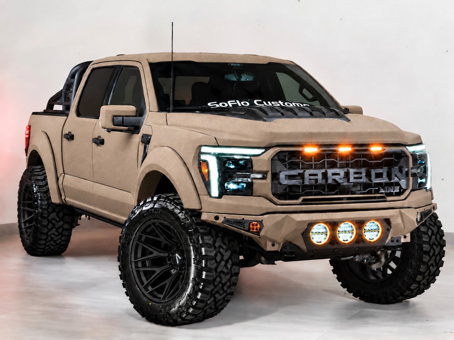 2025 FORD F-150 LARIAT 4X4 in Tan, photo 1 of 18