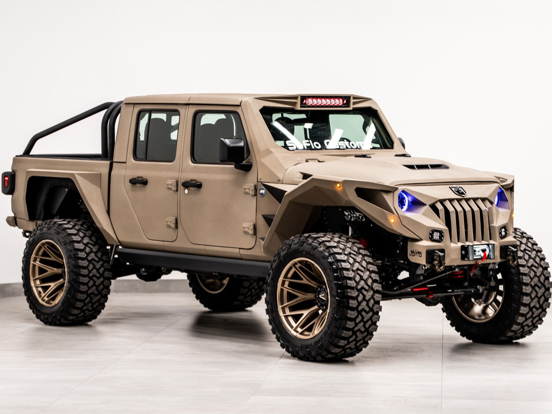 2026 JEEP GLADIATOR 4X4 in Tan, photo 1 of 60