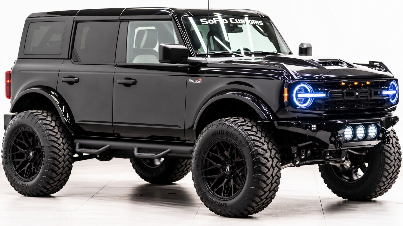2026 FORD BRONCO 4X4 in Black, photo 1 of 41