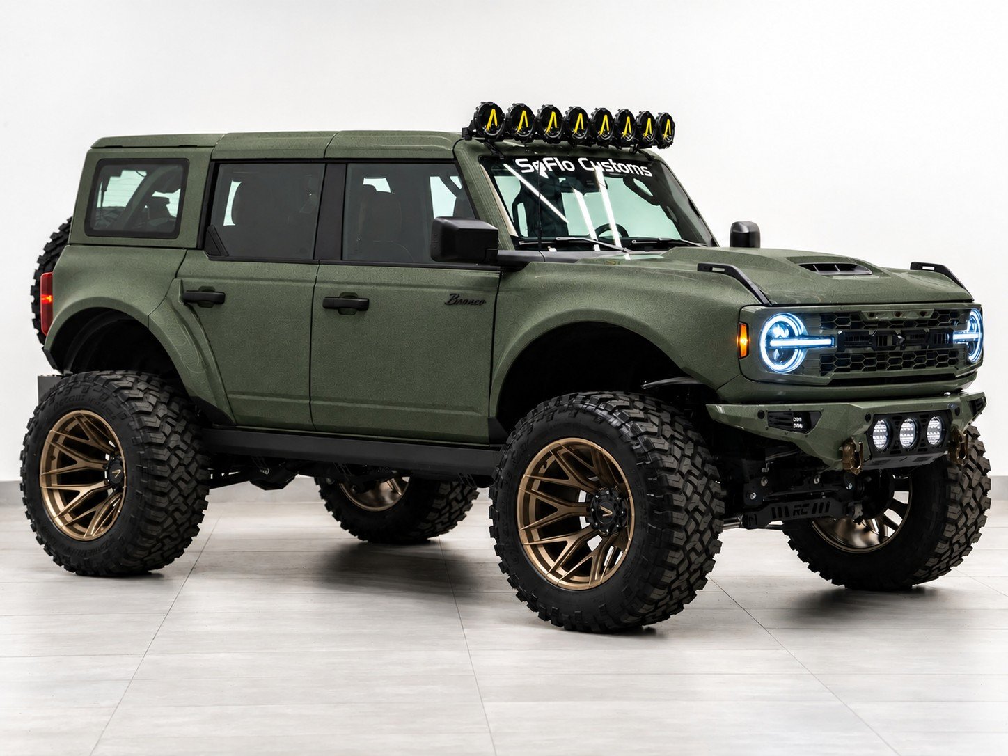 2026 FORD BRONCO 4X4 in Green, photo 1 of 25