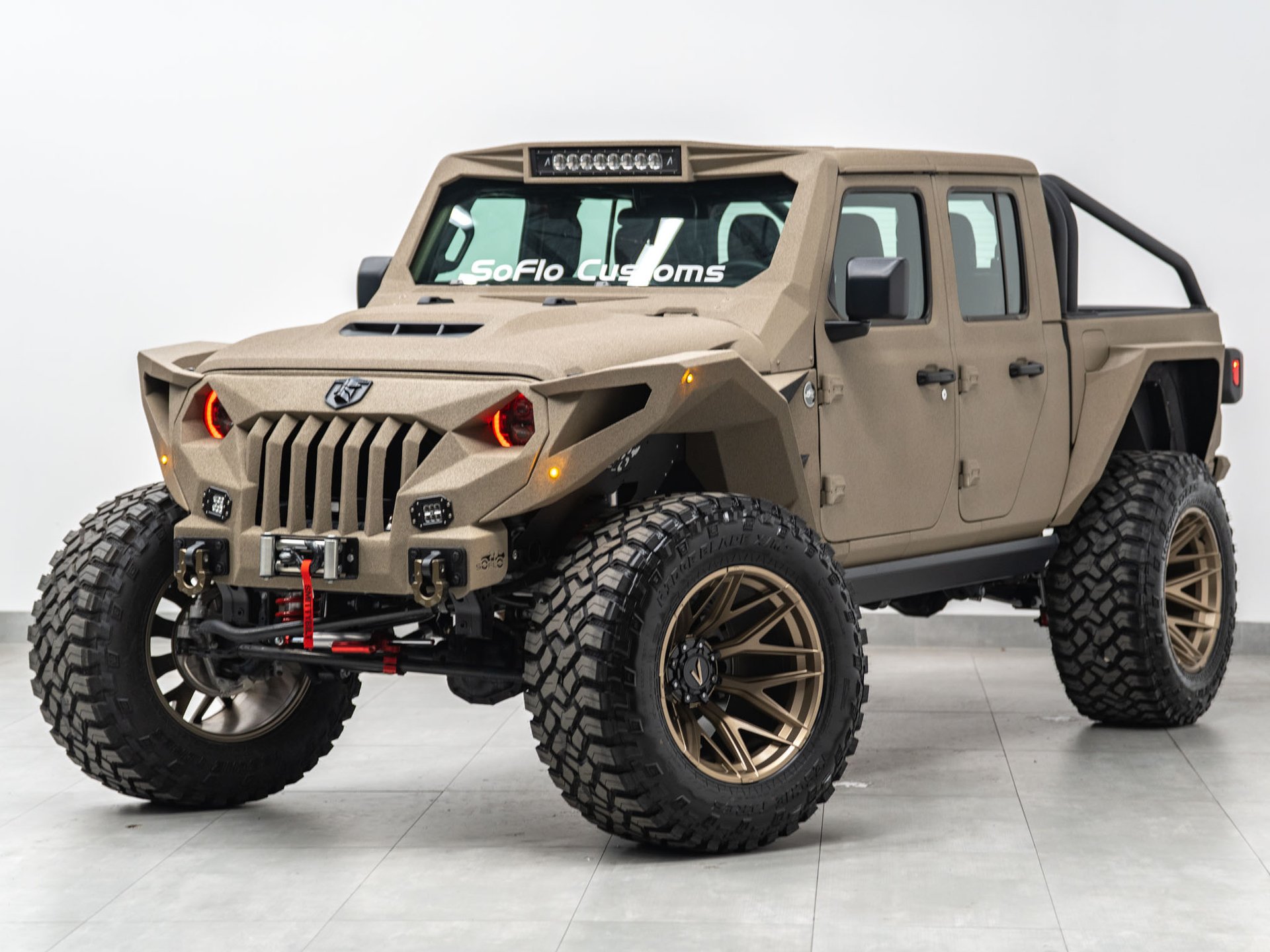 2026 JEEP GLADIATOR in BRIGHT WHITE CLEARCOAT, photo 1 of 59