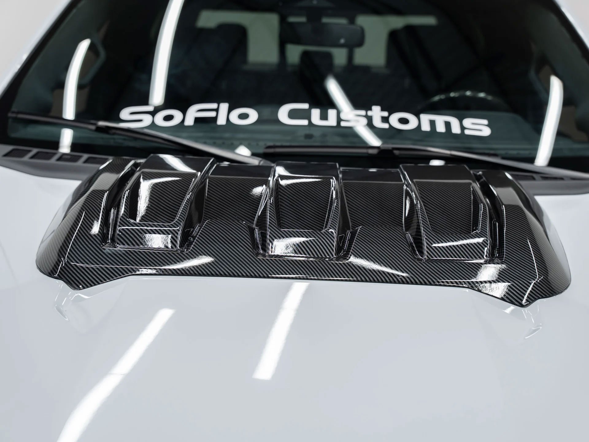 Carbonline detail 3